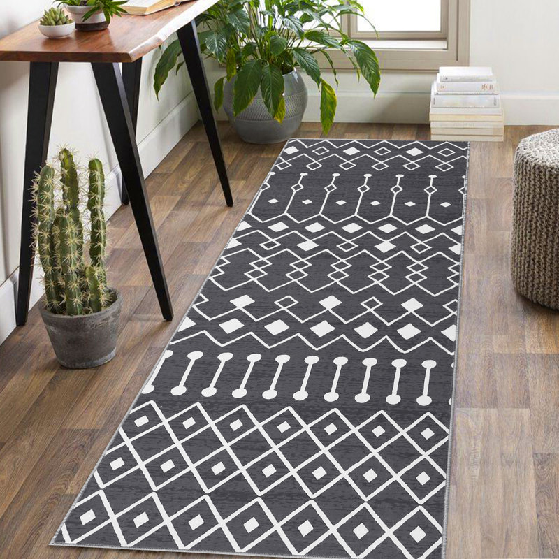 Lamayah Washable Geometric Rug, Runner 2' x 6'