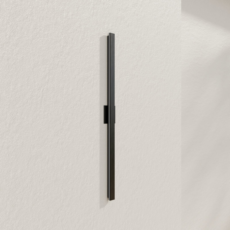 Applique murale d'extérieur à DEL noir mat contemporain, H 48 po x l 2 po x P 1,7 po