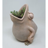 Bertha Statue Planter