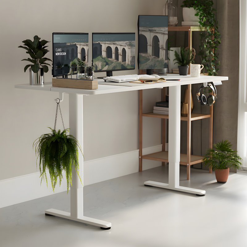 Bureau debout électrique à hauteur ajustable avec crochets, H 46,5 po x l 55 po x P 24 po, Blanc / blanc