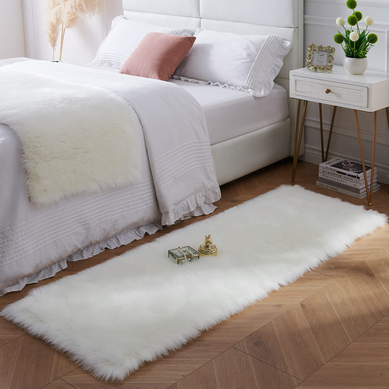 Leosvel Faux Sheepskin Indoor Rug, Runner 2' x 10'
