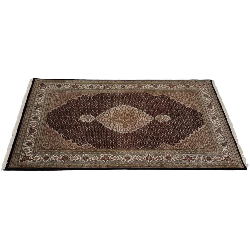 Losh Oriental Area Rug in Black
