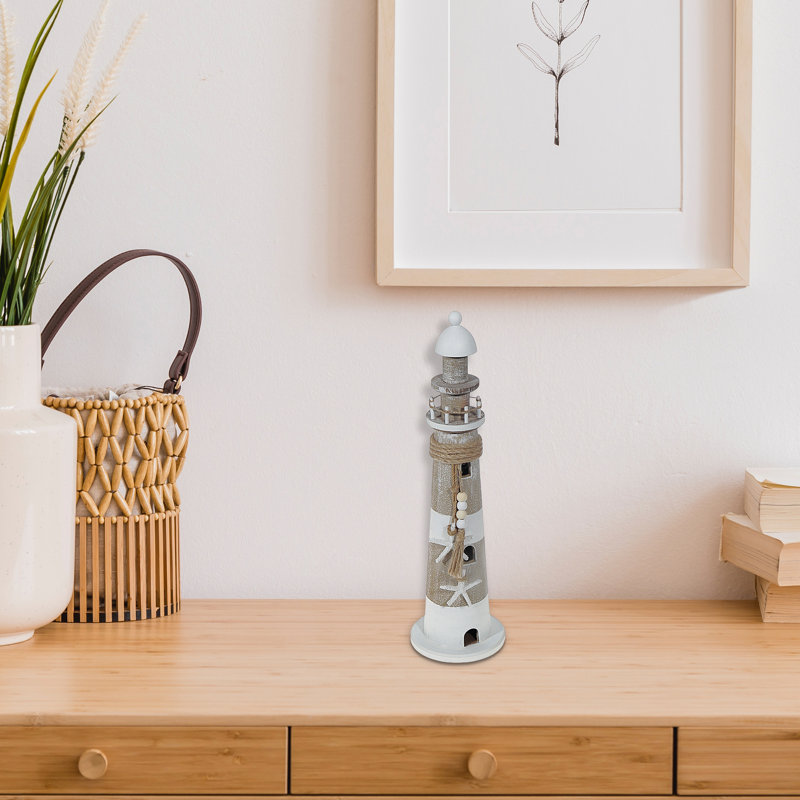 Phare en bois