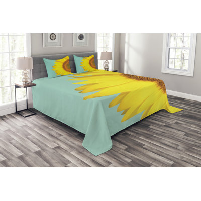 Yellow/Blue Microfibre Bedspread