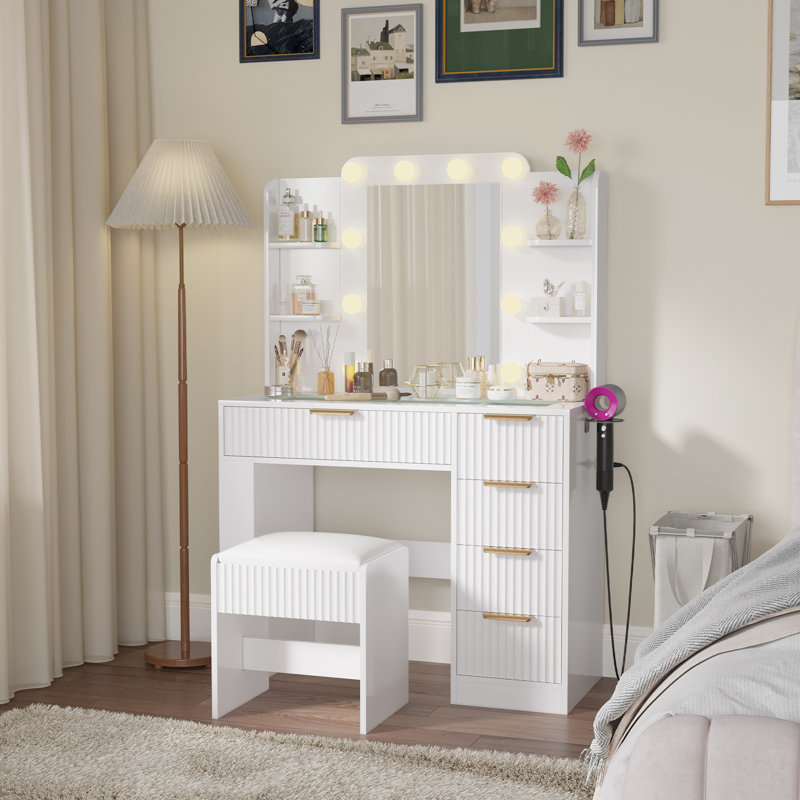 Vanity Set With Lighted Mirror, Natural