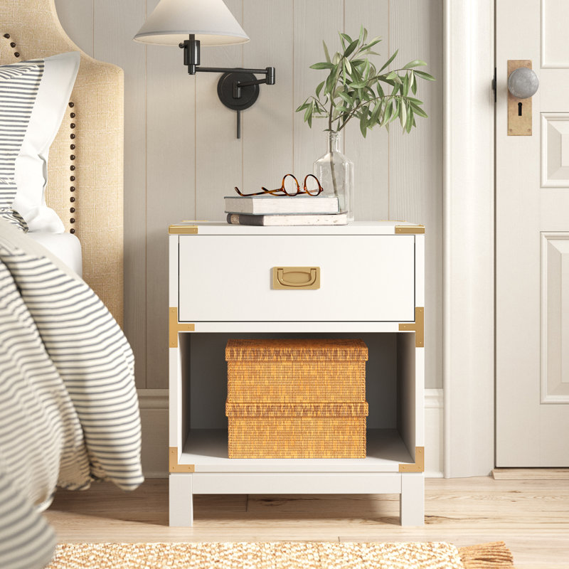 Dania 20'' W Nightstand