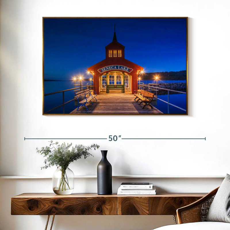 Seneca Lake Pier, Cadre flottant doré, 40 po x 27 po
