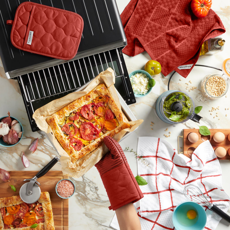 Ensemble de 4 serviettes de cuisine matelassées, gant de cuisine et poignées KitchenAid, Scorched Orange
