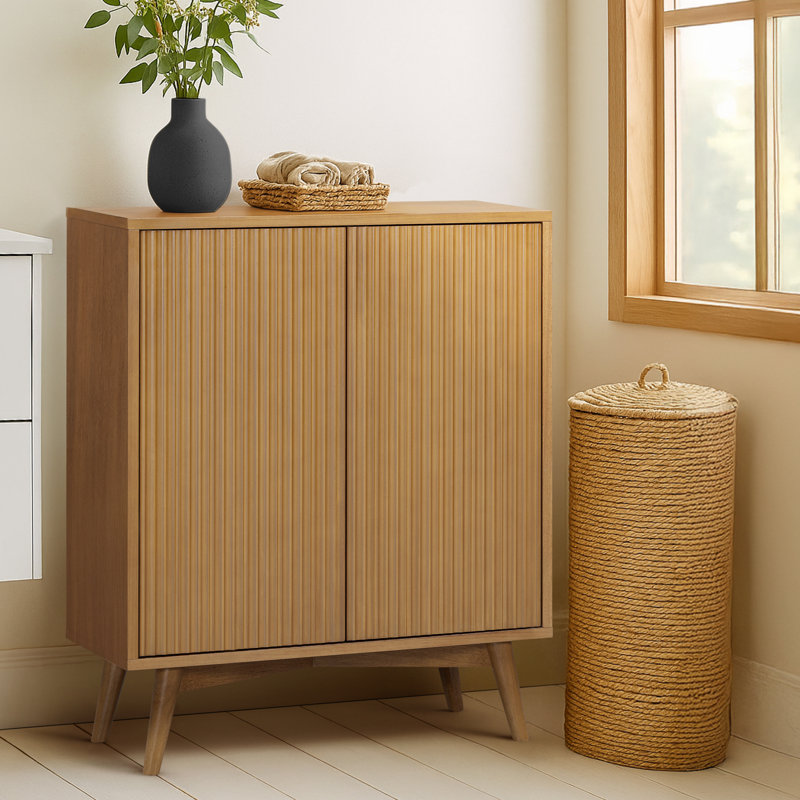 Armoire d'appoint moderne à 2 portes avec tablettes réglables et façades cannelées Tremolo, Naturel
