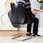 Chaise de salle à manger Black Pu (4 pièces) - Chic et fonctionnelle. Qualité PU, rembourrage en mousse. Conception ergonomique. Pieds argentés. Fabrication stable. Base coulissante. Des chaises respirantes). Matériau avec bon