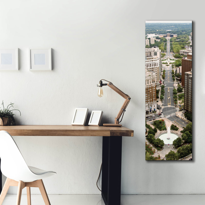  «Benjamin Franklin Parkway» par Erin Clark, art mural sur toile, 20 po x 60 po