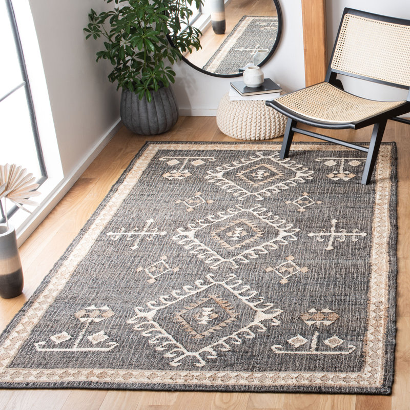 Kilim Southwestern Area Rug In Black / Ivory, Rectangle 122 x 183 cm