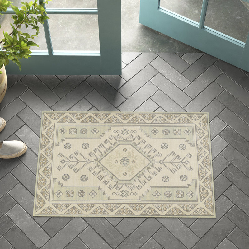 Aldona Oriental Indoor Rug, Rectangle 2' x 3'