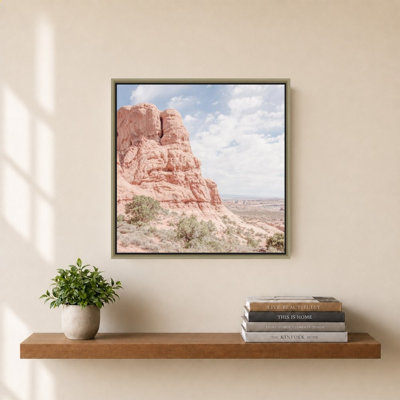 «Day Hike I» par Elizabeth Urquhart - Impression sur toile