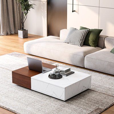 Table basse avec deux rangements dans des compartiments de rangement modernes en noyer brun et aspect marbre