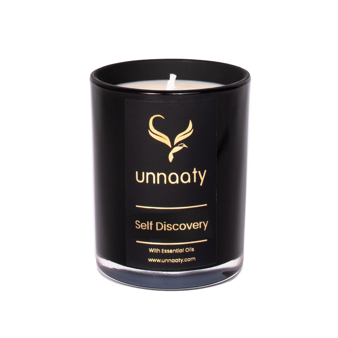 Unnaaty Frankincense, Amber & Cedar Scented Jar Candle