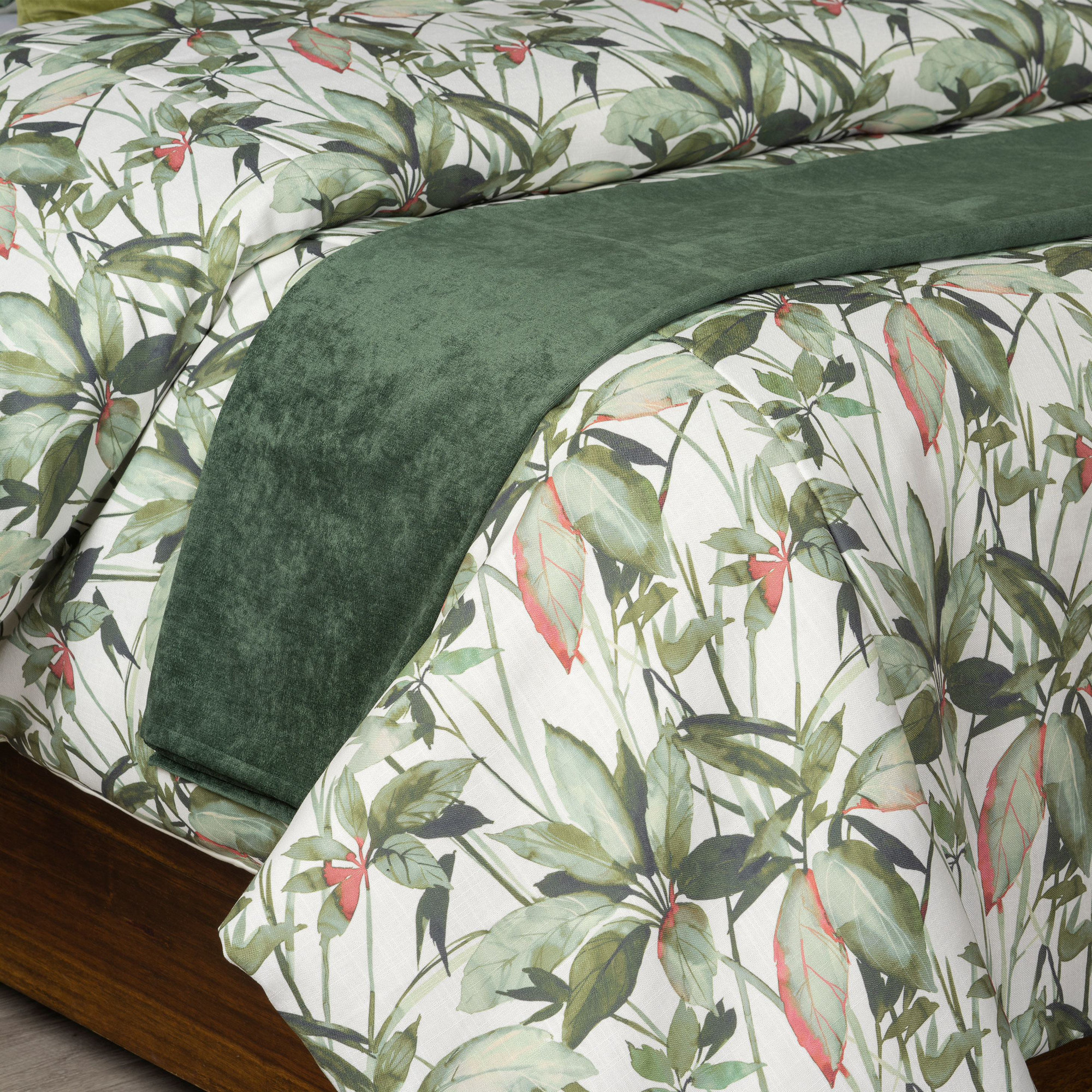 Chambliss Hemmed Throw Blanket, Queen, Emerald