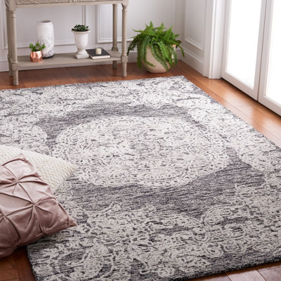 Batichon Hand Tufted Wool/Bamboo Silk/Cotton with Cotton Backing Oriental Rug in Grey/Ivory