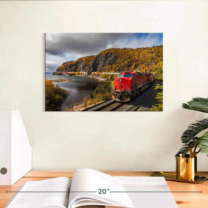 Train de fret Mehar en automne, H 8 po x l 12 po