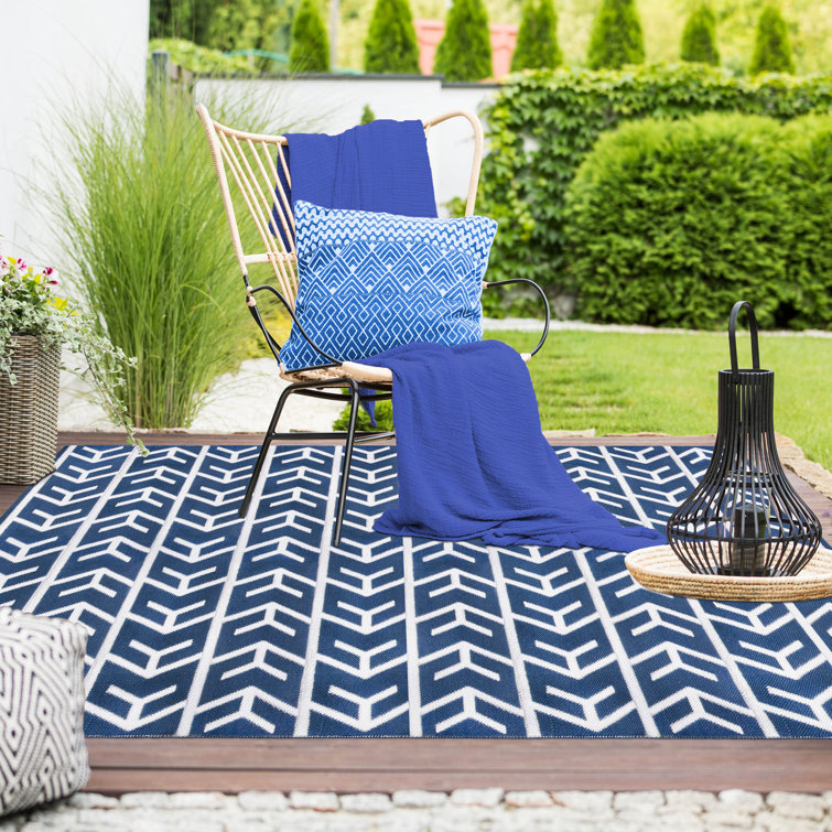 Arba Blue Indoor / Outdoor Area Rug Latitude Run Rug Size: Rectangle 3'6 x 5