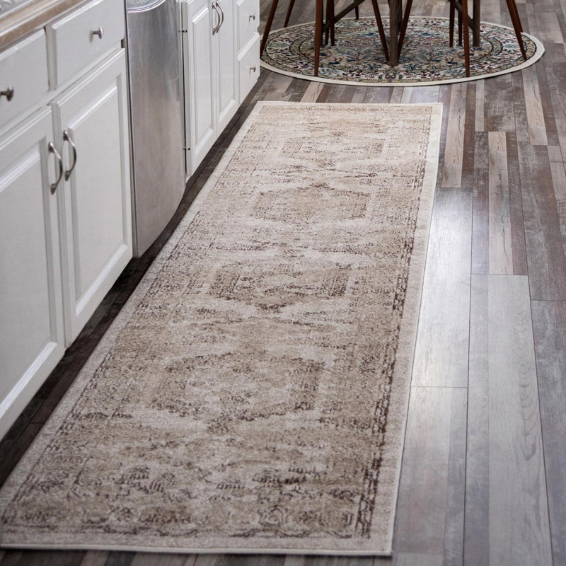 Vern Oriental Area Rug, Runner 2'7" x 10', Beige