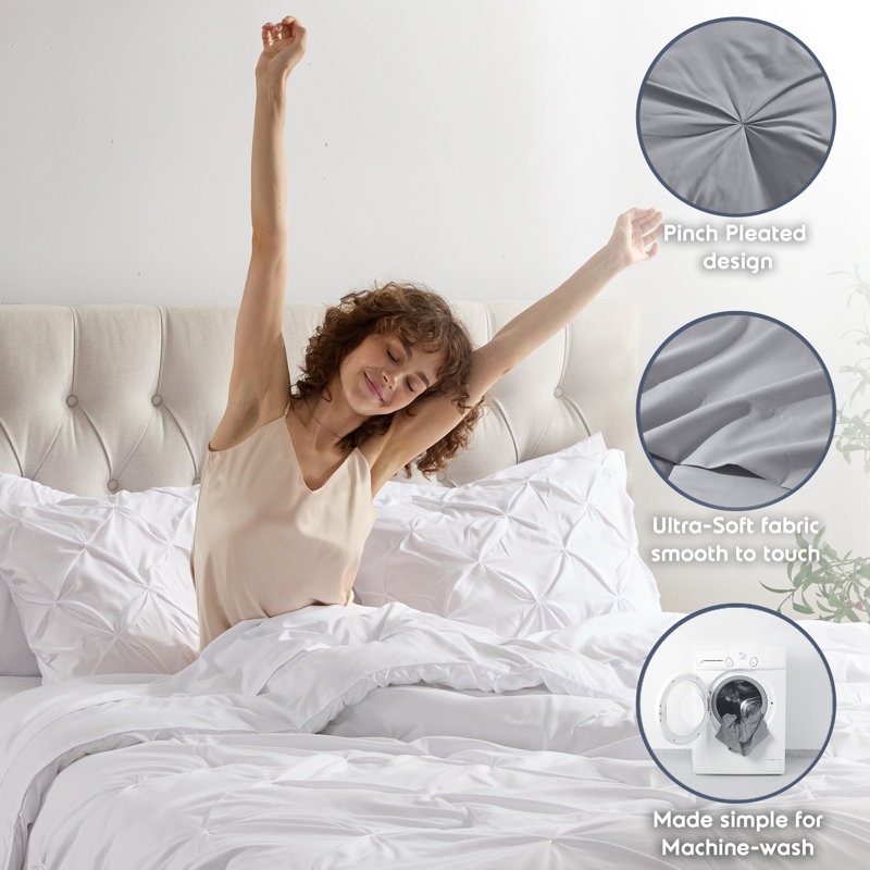 White Queen Down Alternative Microfiber 7-Piece Bedding Set