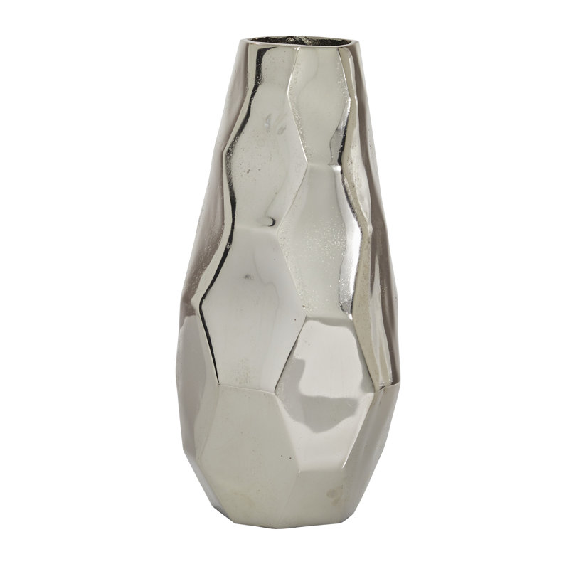 Cecilia Aluminum Table Vase