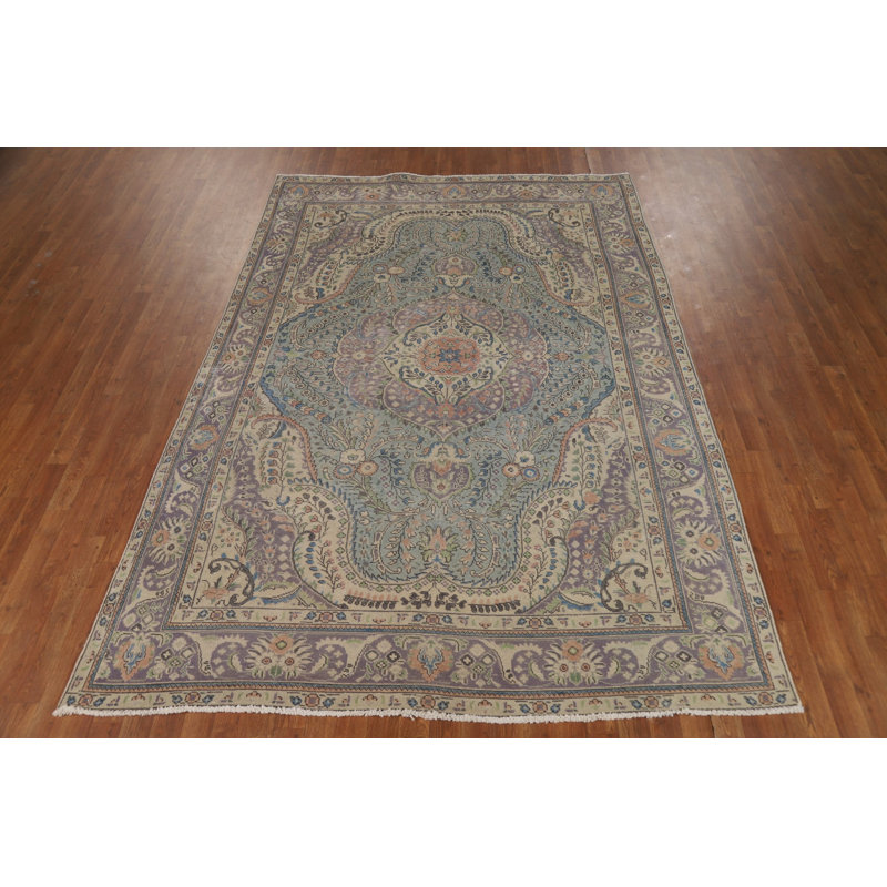 Tapis traditionnel floral bleu clair 7 x 9