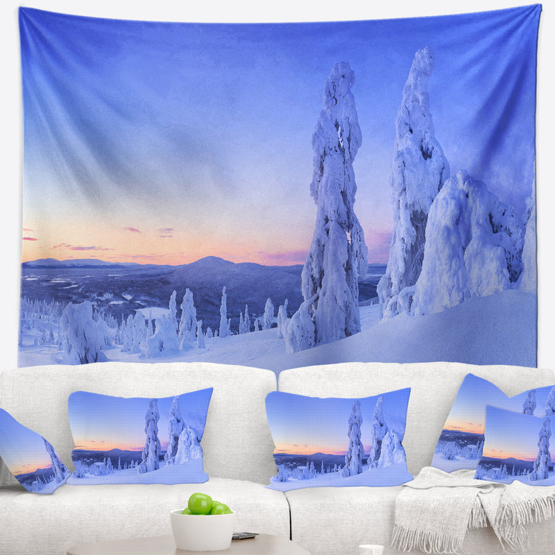 Tapisserie en polyester coucher de soleil par-dessus des arbres congelés avec accessoires suspendus inclus, H 50 po x l 60 po