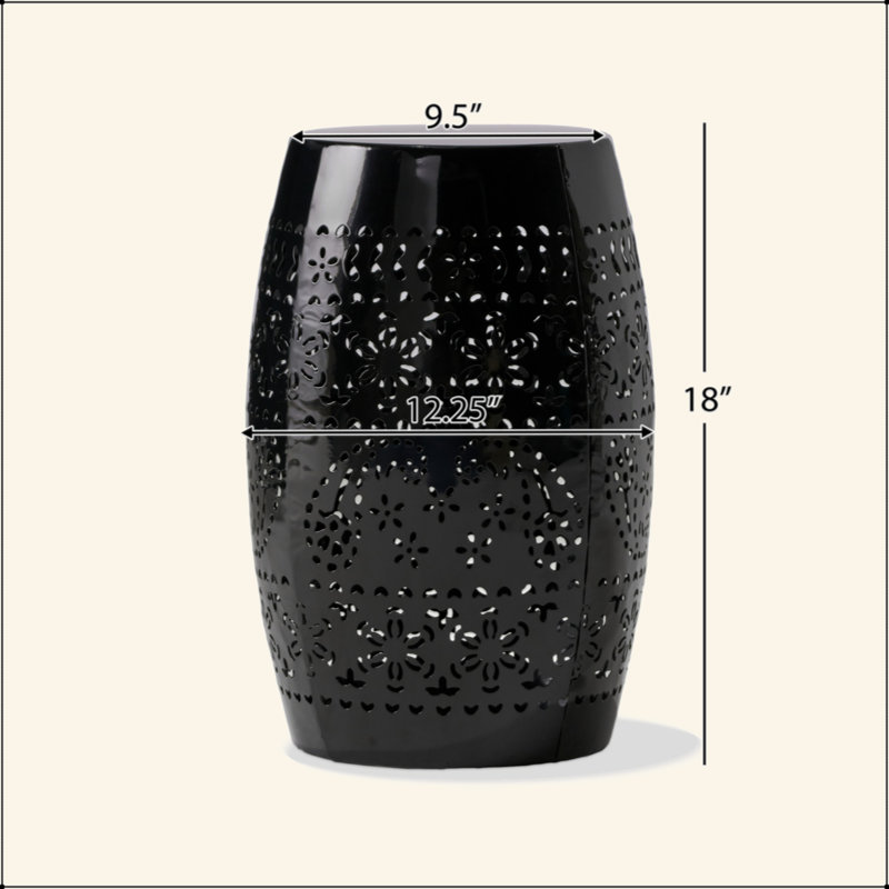Charmante table d'appoint moderne avec un design exquis et une structure durable, Noir