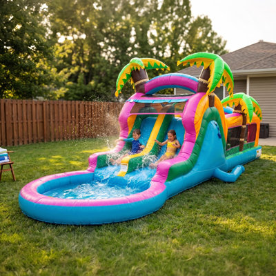 Parcours d'obstacles gonflable électrique de 28 pi avec deux glissades d'eau, une piscine à éclaboussures profonde attachée et un palmier tropical pour les enfants, avec ventilateur