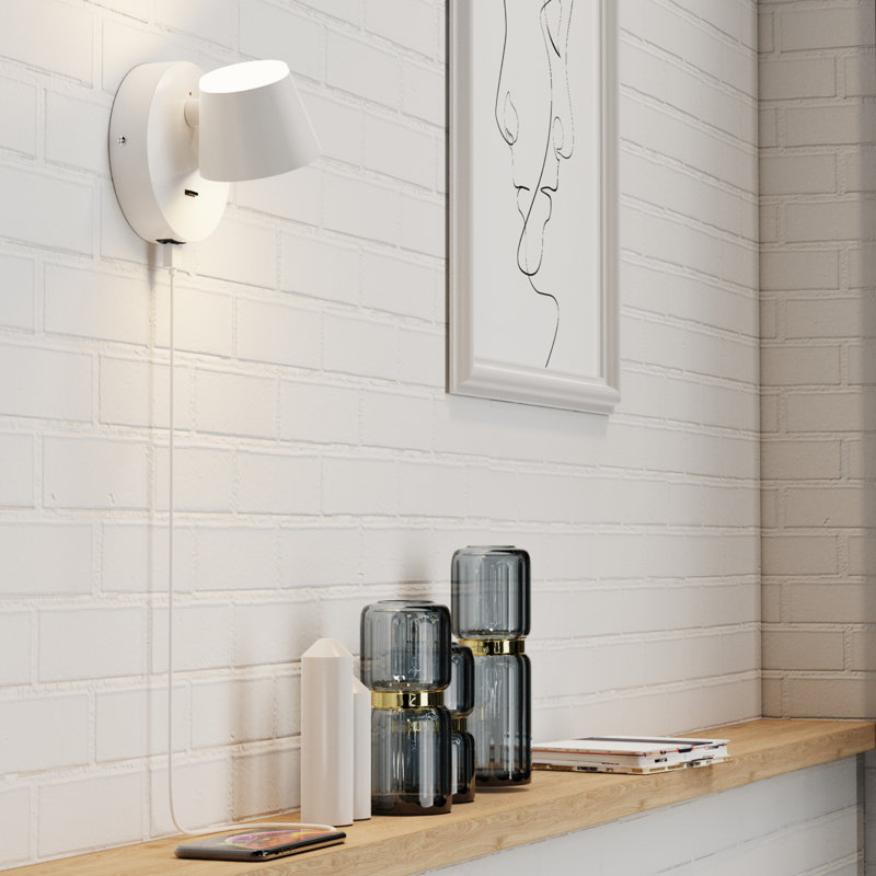 Vincentia LED Armed Sconce, White