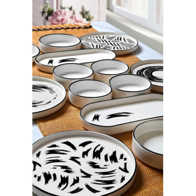 Momsen Ceramic Dinnerware