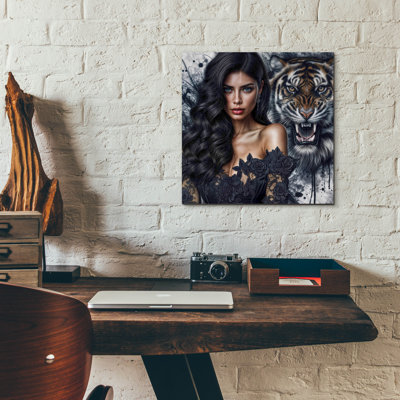  «Tiger Girl Face» par Rey Klimt, art mural en verre acrylique, 12 po x 12 po