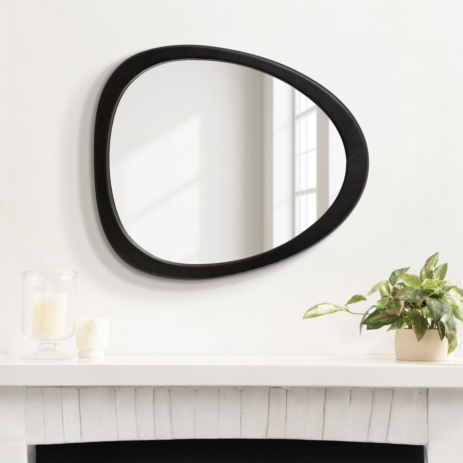 Buster 24" Mango Accent Mirror, Black