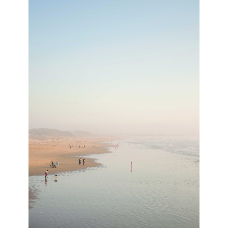 Les gens sur la plage, H 16 po x l 12 po