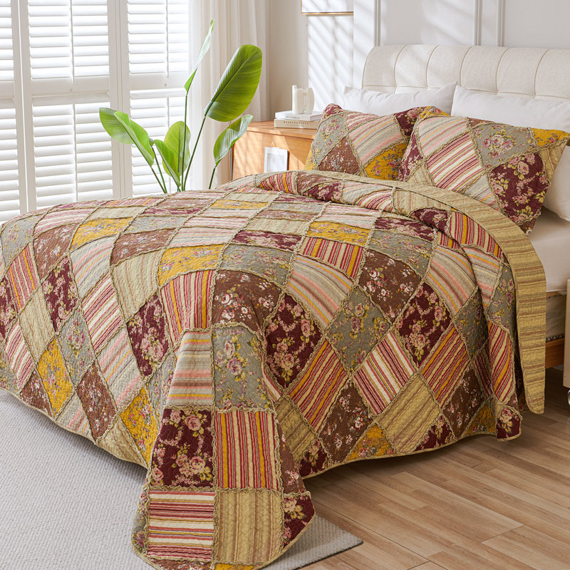 Quilted Patchwork Quilt, Full/Queen Quilt + 2 Standard Shams, Brown/Yellow