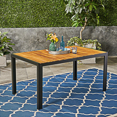 Table de salle à manger d'extérieur