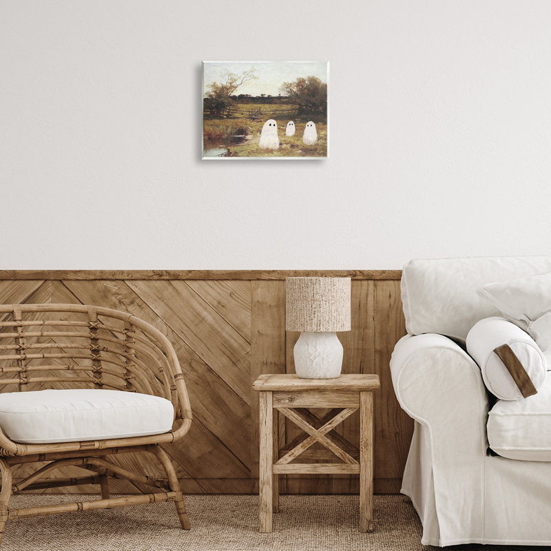Art mural, fantômes dans une campagne traditionnelle, design par Victoria Barnes