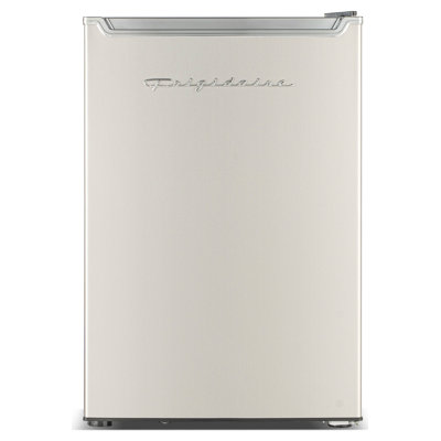 Frigidaire 3.0 CU. Pi. Congélateur vertical en acier inoxydable de la série Design Platinum, argent
