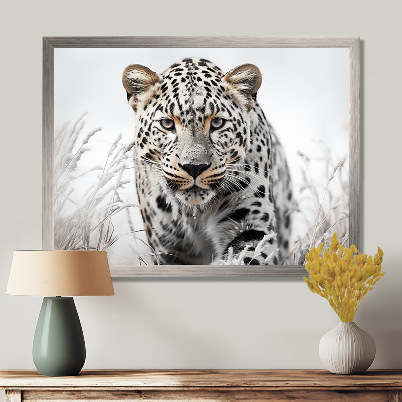 Jungle Leopard Stalk I - Leopard, H 24 po x l 32 po x P 1 po, Cadre simple argenté
