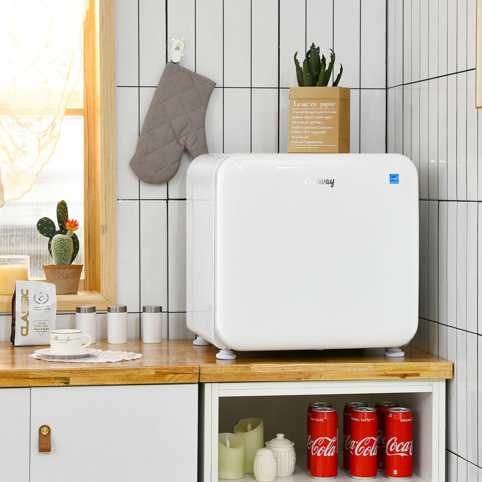 Costway 1.6 Cubic Feet Portable Freestanding Mini Fridge — FIN-0016871 | Fridge.com