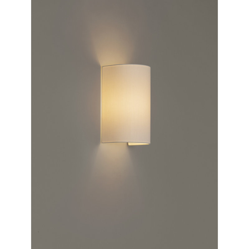 Singular Wall Lamp