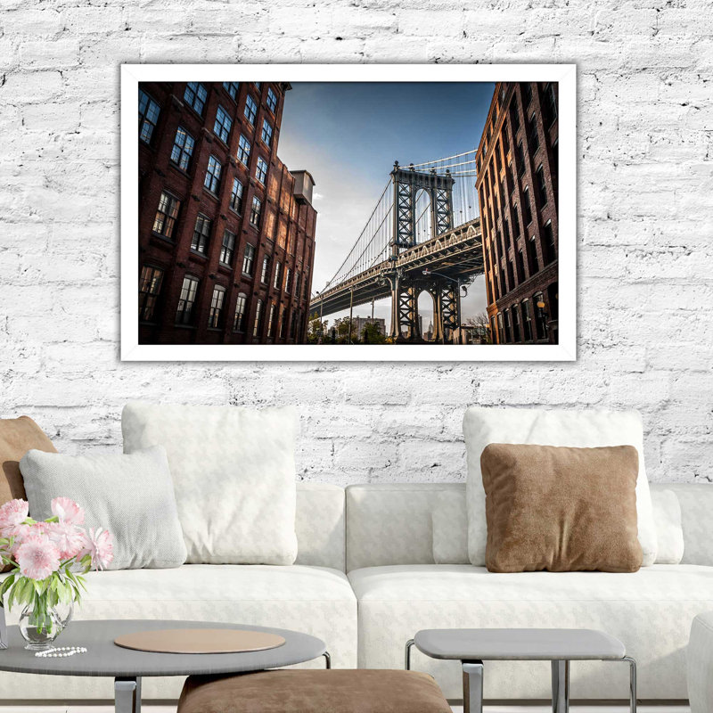 «Manhattan NYC», reproduction de photo encadrée, H 21,5 po x l 27,5 po x P 0,75 po, Cadre blanc