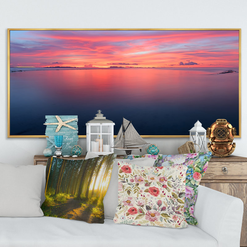 «Vibrant Panoramic Tropical Seascape Sunset» - photographie sur toile, H 8 po x l 12 po x P 1 po, Encadrement doré