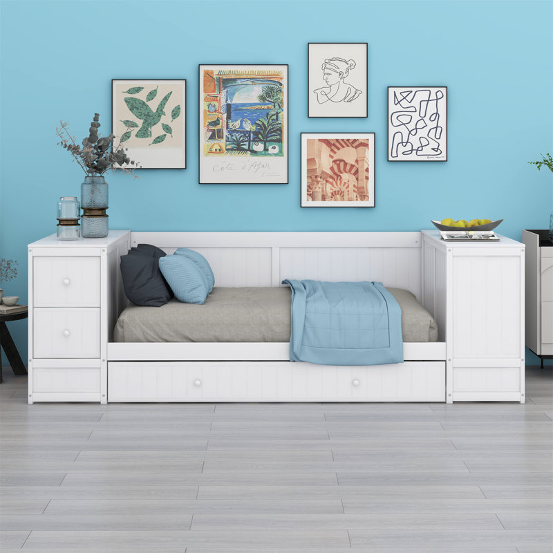 Preethika Daybed, White