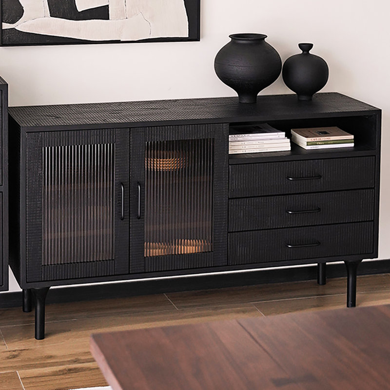 Buffet simple de style Wabi-sabi