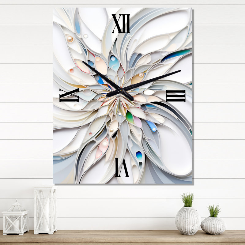 Horloge murale moderne White Cosmic Flowers I - Fractals, H 32 po x l 16 po x P 1 po