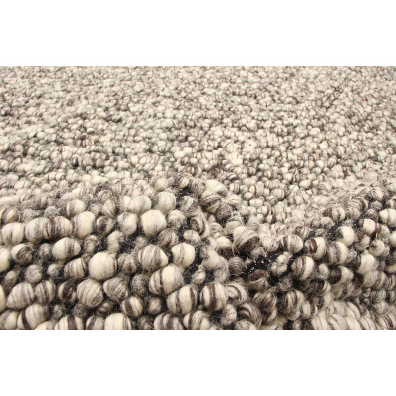 Tapis brun Sienna 5 pi 2 po x 7 pi 5 po