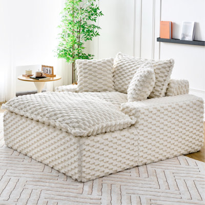 Simple avec une compacité de 51 pouces, trois choix de couleurs et une structure de siège en éponge